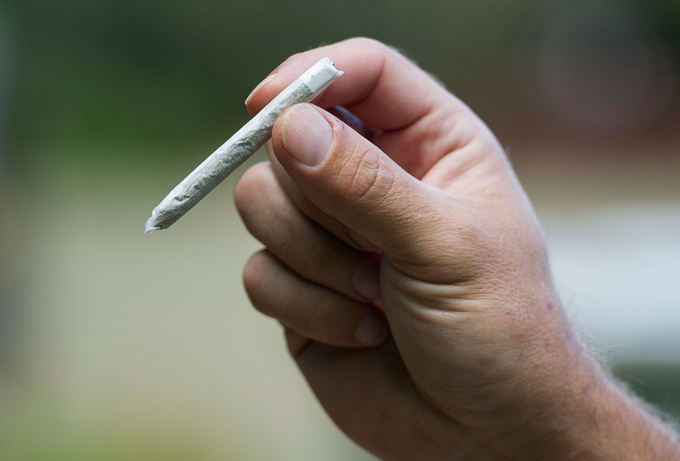 Pre Rolled Joints for Sale Europe – Weed Strains, Gummies & Vape Pens